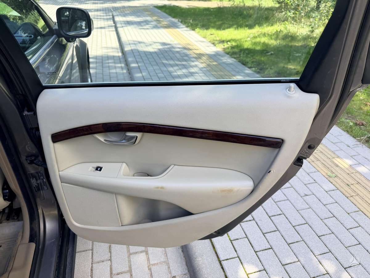 Volvo XC70, 2.4 l., Универсал