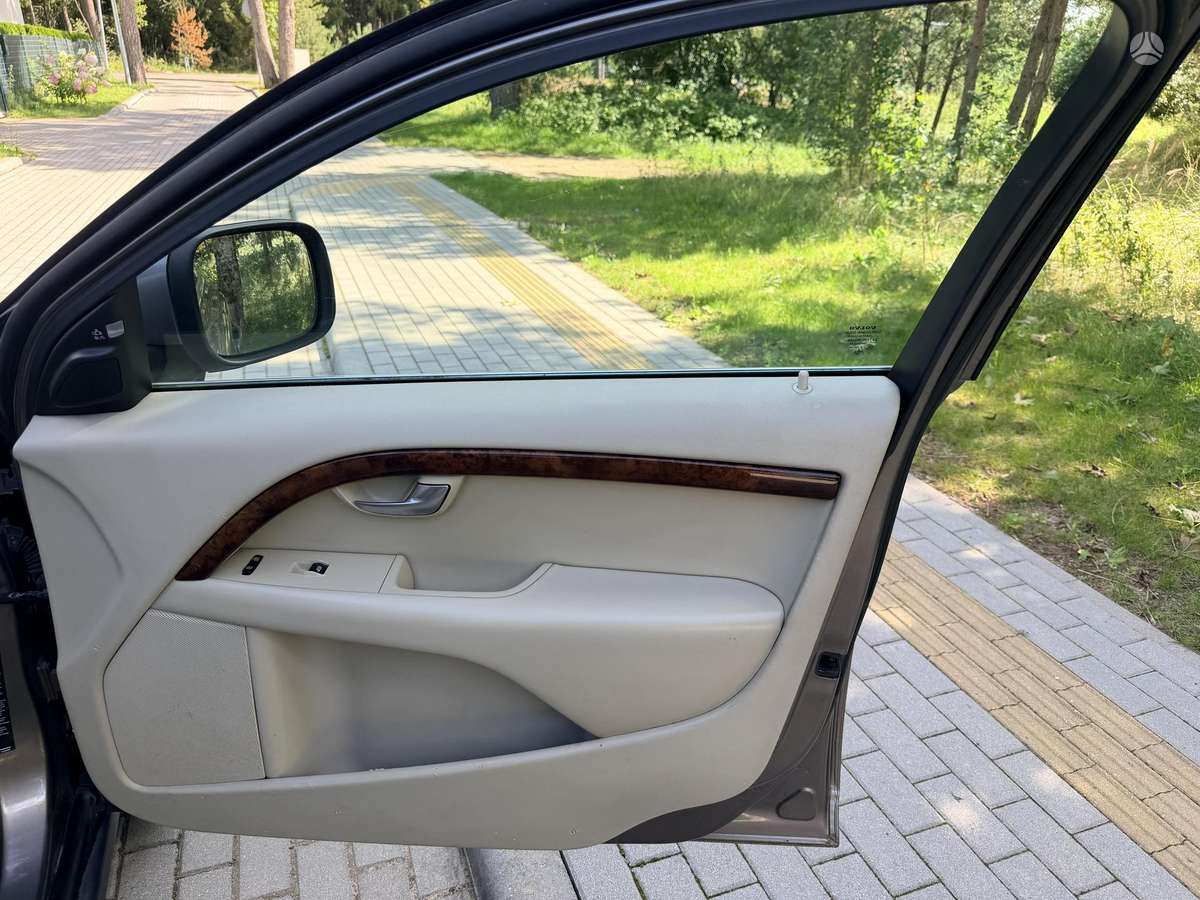 Volvo XC70, 2.4 l., Универсал