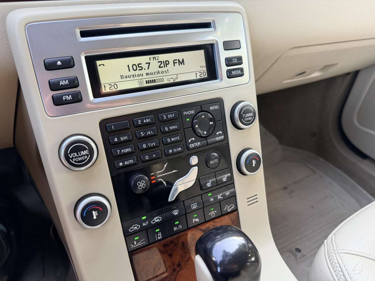 Volvo XC70, 2.4 l., Универсал