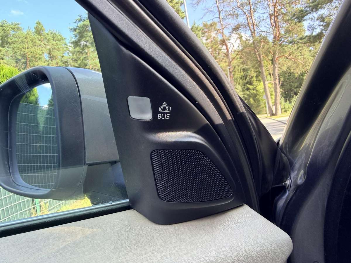 Volvo XC70, 2.4 l., Универсал