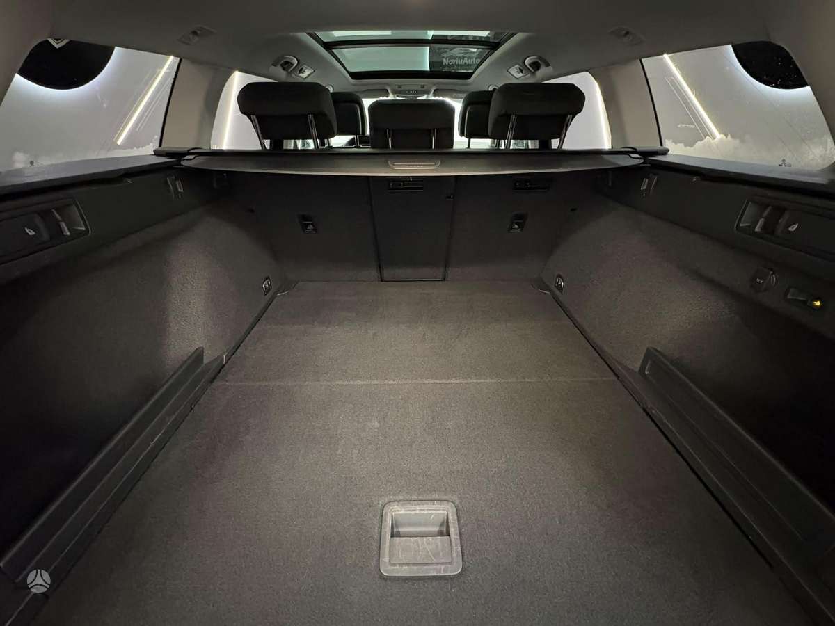 Volkswagen Passat - 6