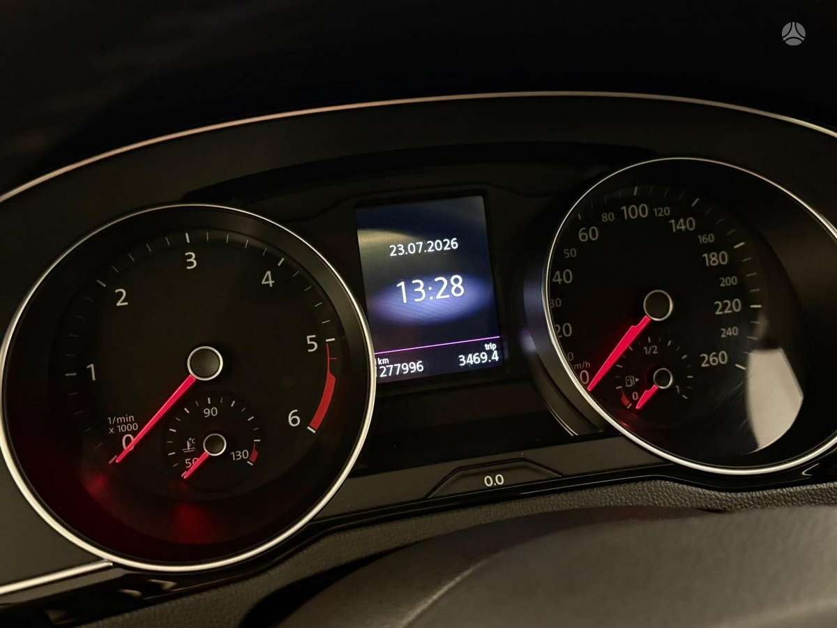 Volkswagen Passat, 2.0 l., Универсал