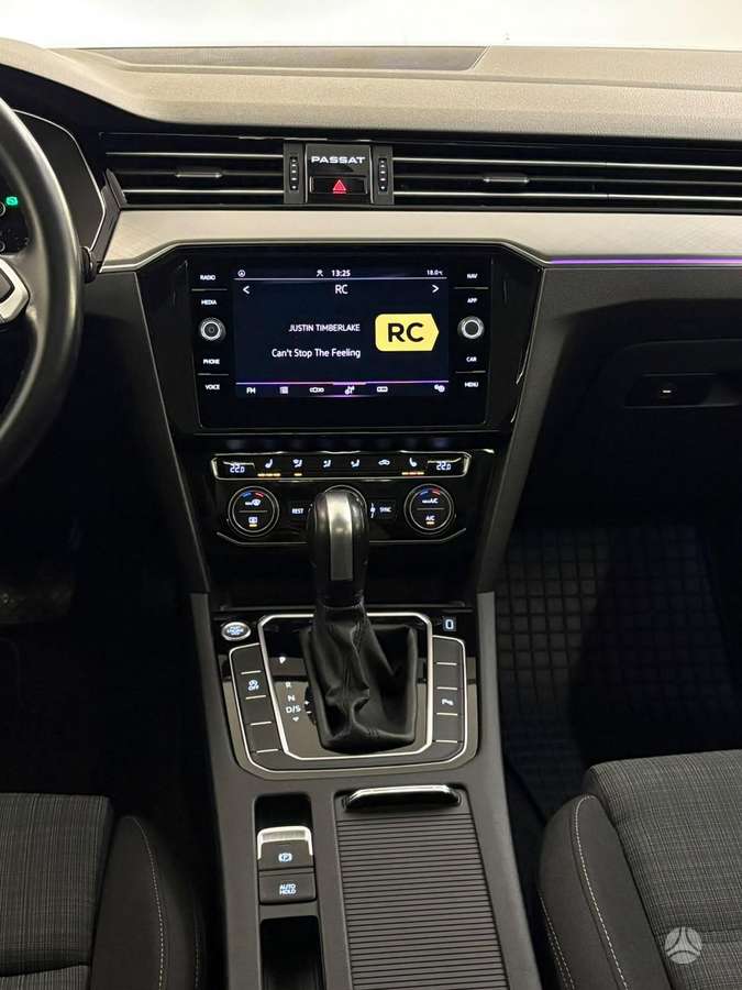 Volkswagen Passat, 2.0 l., Универсал