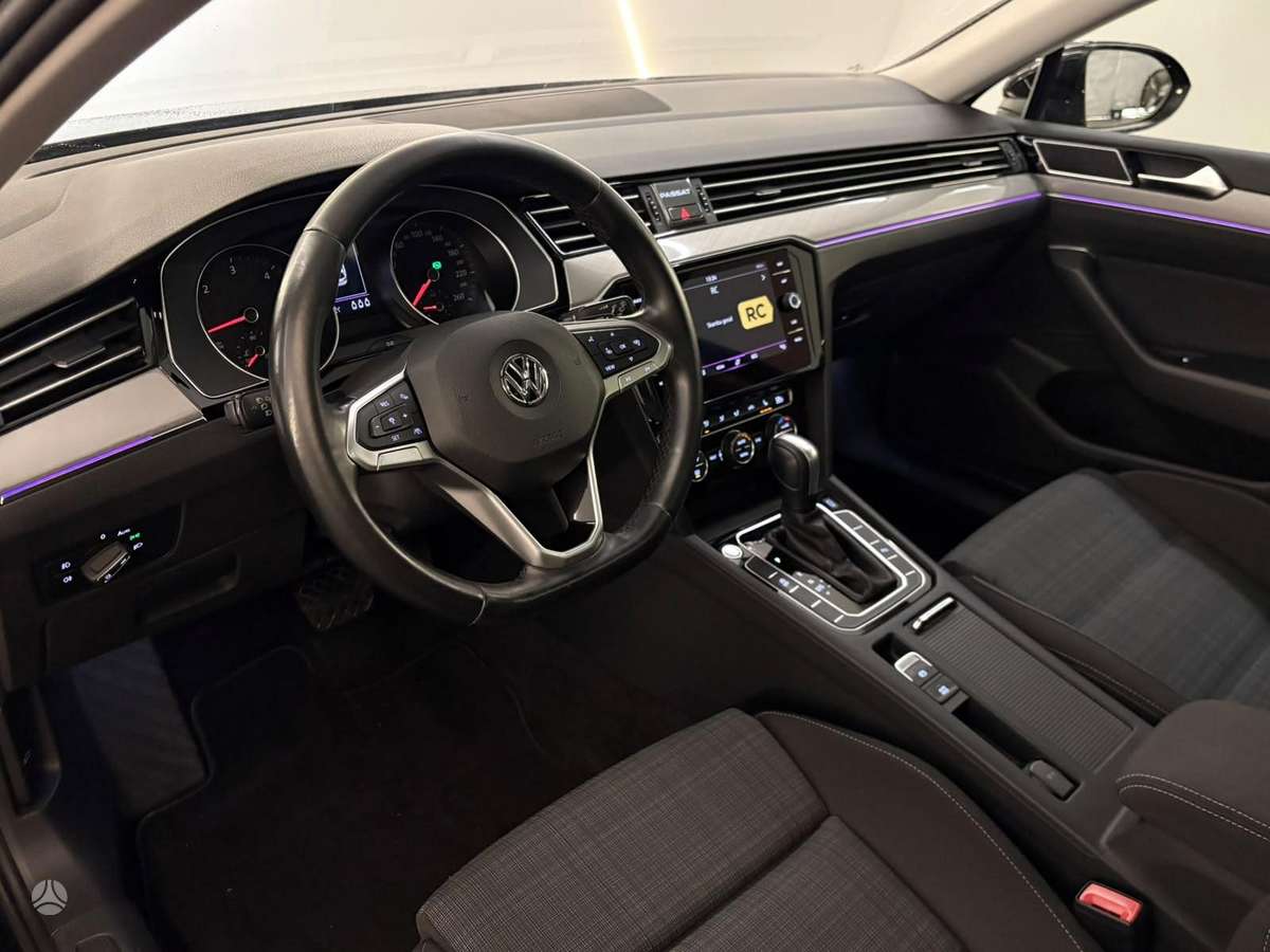 Volkswagen Passat, 2.0 l., Универсал