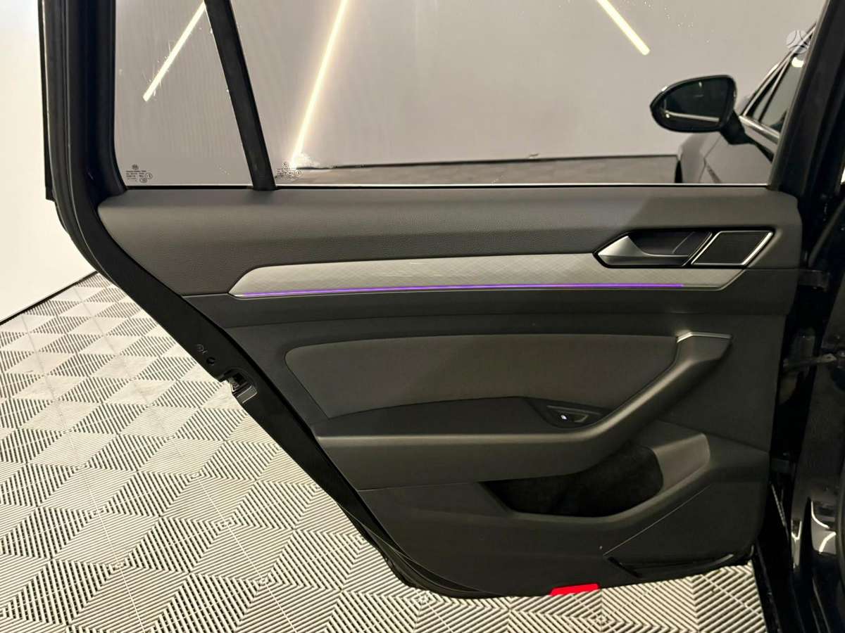 Volkswagen Passat, 2.0 l., Универсал