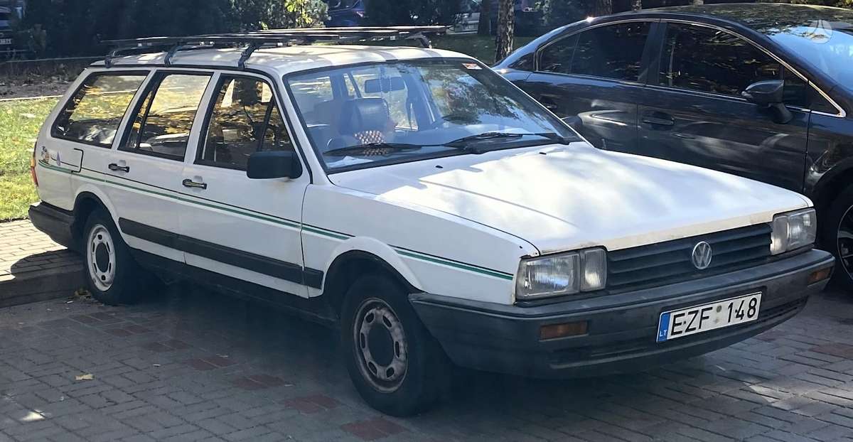 Volkswagen Passat - 5