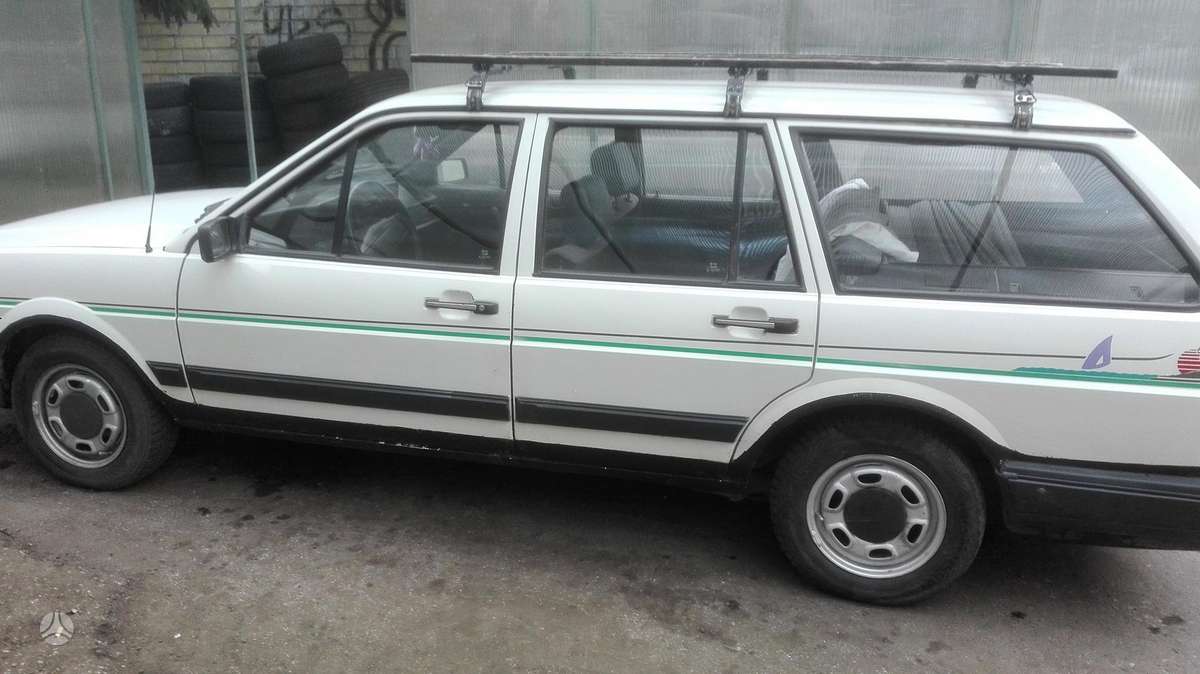 Volkswagen Passat - 8