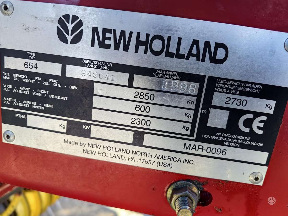New Holland BR 654, balers