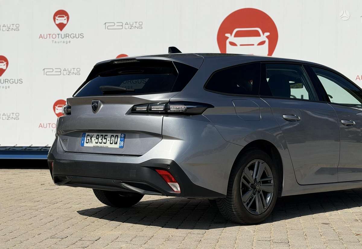 Peugeot 308, 1.2 l., Универсал