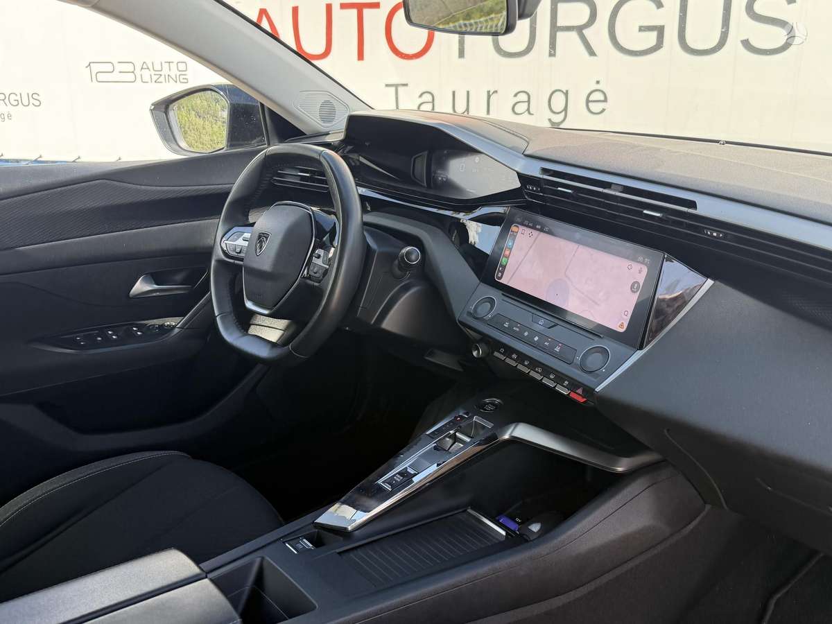 Peugeot 308, 1.2 l., Универсал