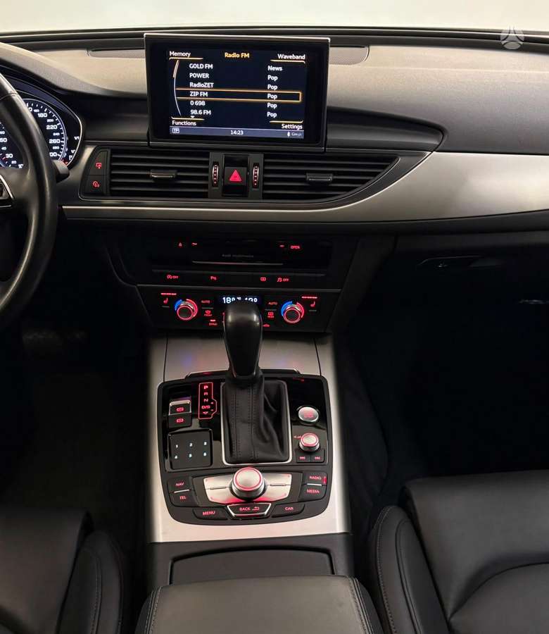 Audi A6, 2.0 l., Седан