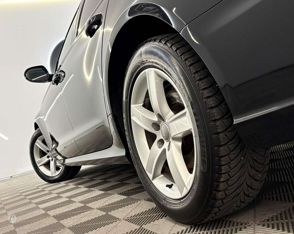 Audi A6, 2.0 l., Седан