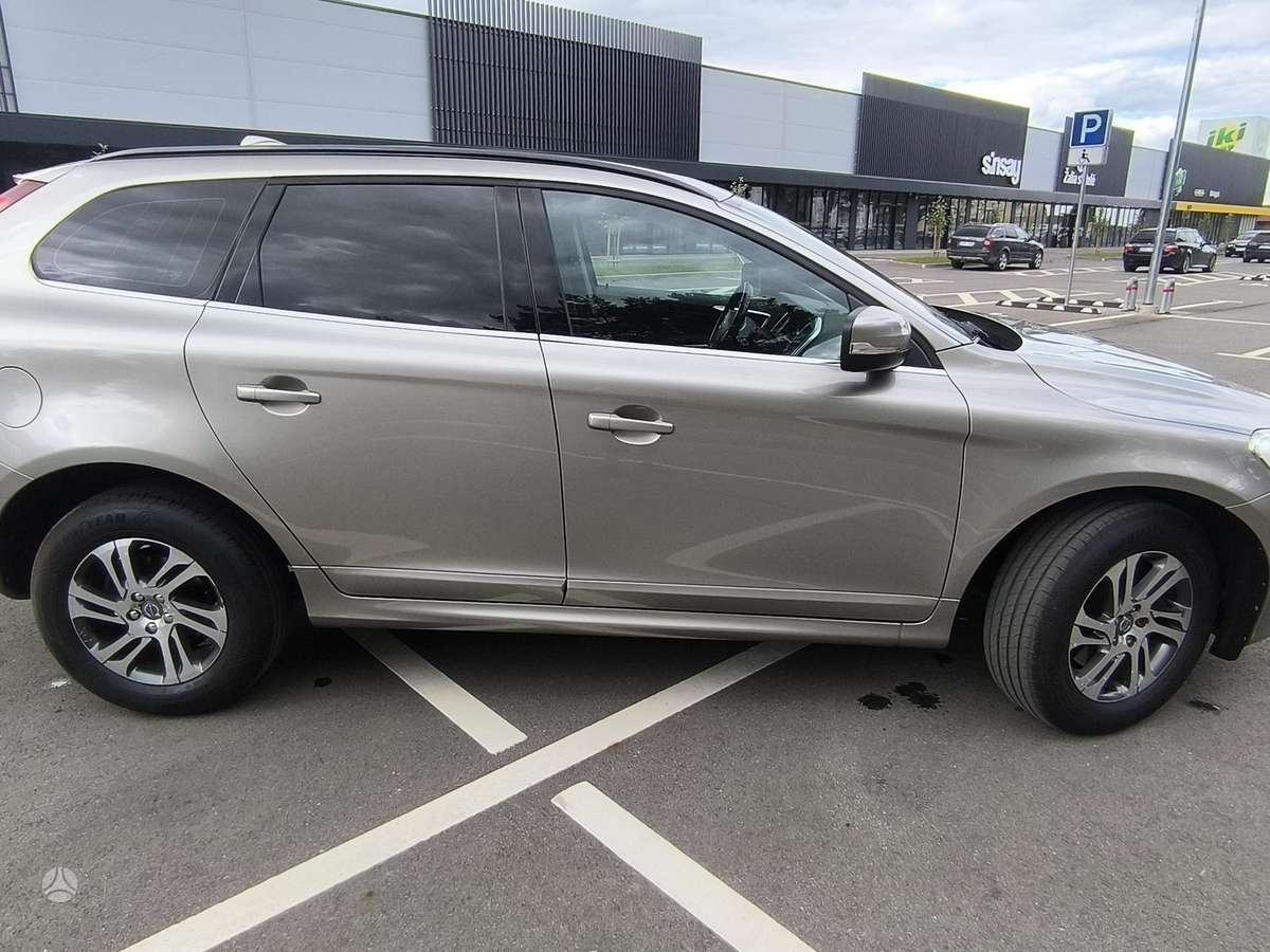 Volvo XC60 - 4