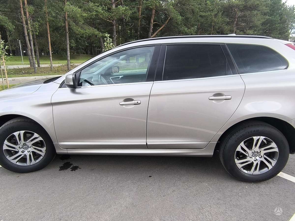 Volvo XC60 - 8