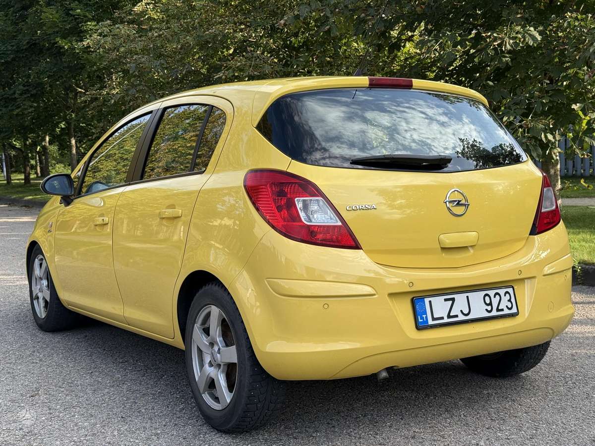 Opel Corsa, 1.2 l., hatchback