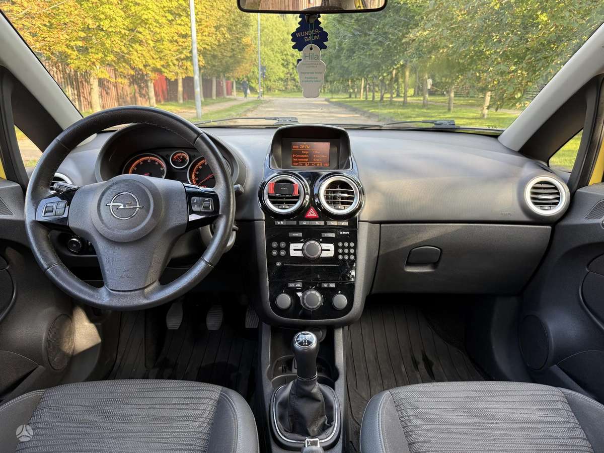Opel Corsa, 1.2 l., hatchback