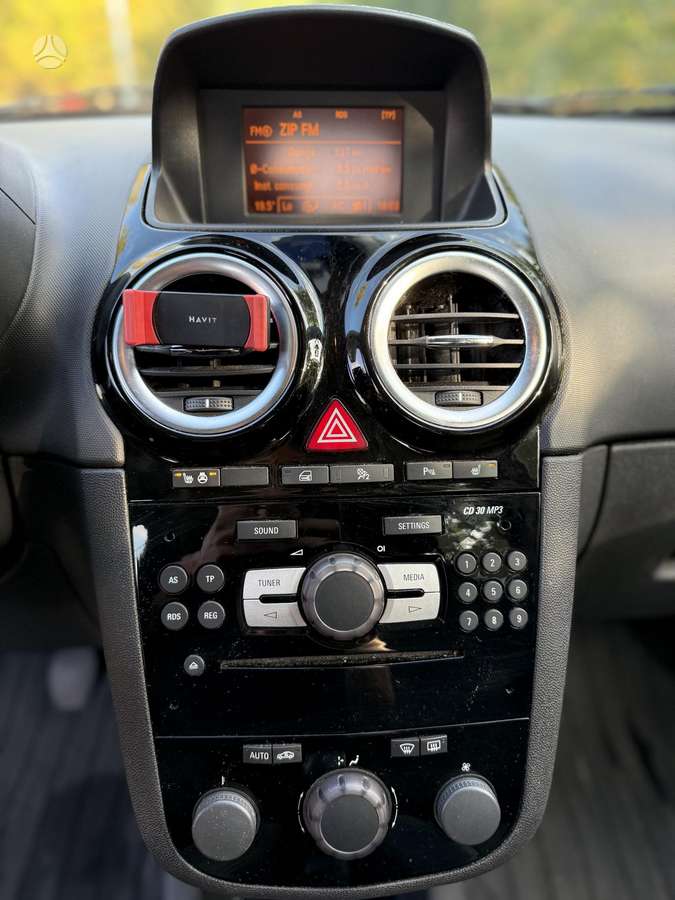 Opel Corsa, 1.2 l., hatchback