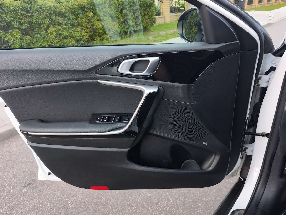Kia XCeed, 1.5 l., Хэтчбек