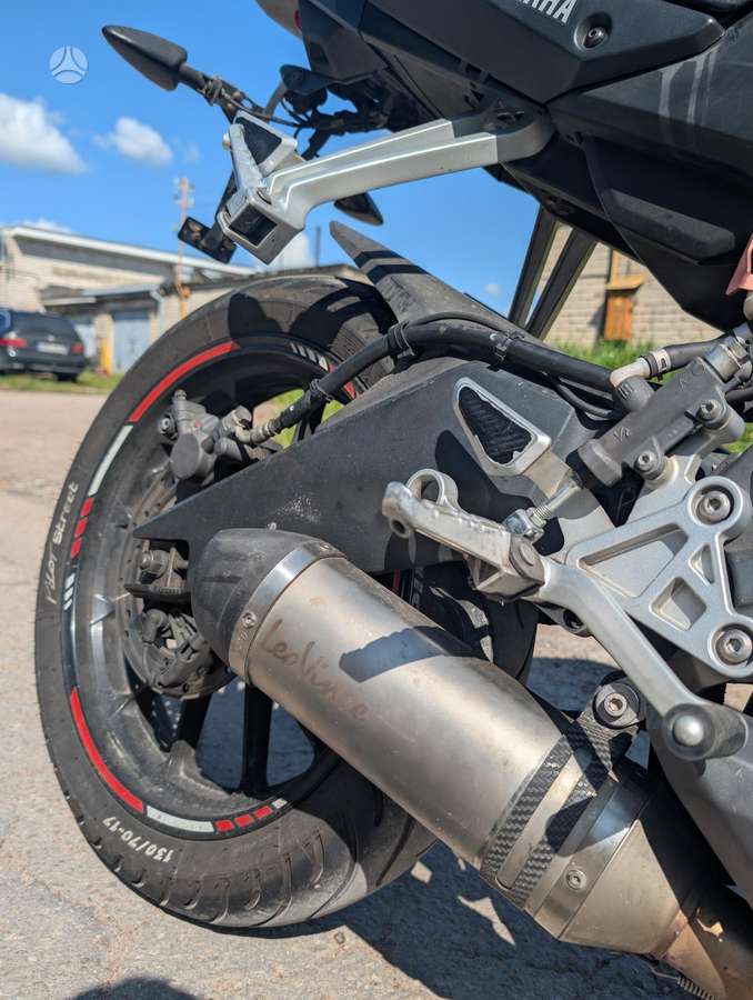 Yamaha MT 125, street / classic