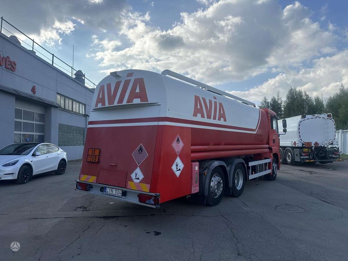 MAN TGA 26.430, tanker trucks