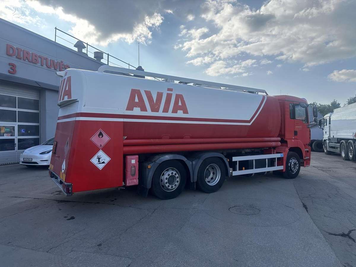 MAN TGA 26.430, tanker trucks
