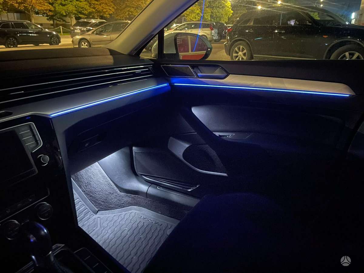 Volkswagen Passat - 12