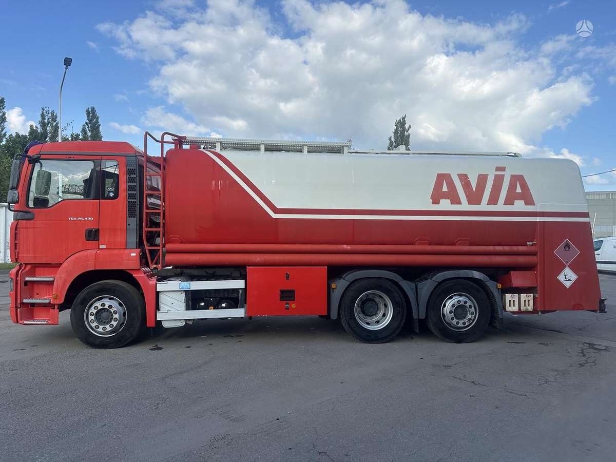 MAN TGA 26.430, tanker trucks