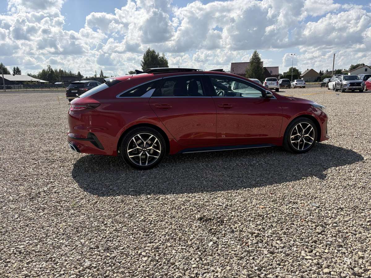 Kia ProCeed, 1.6 l., Универсал