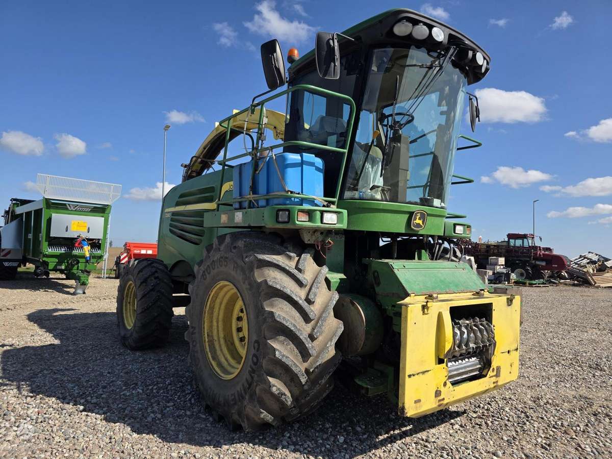 John Deere 7280, savaeigiai smulkintuvai