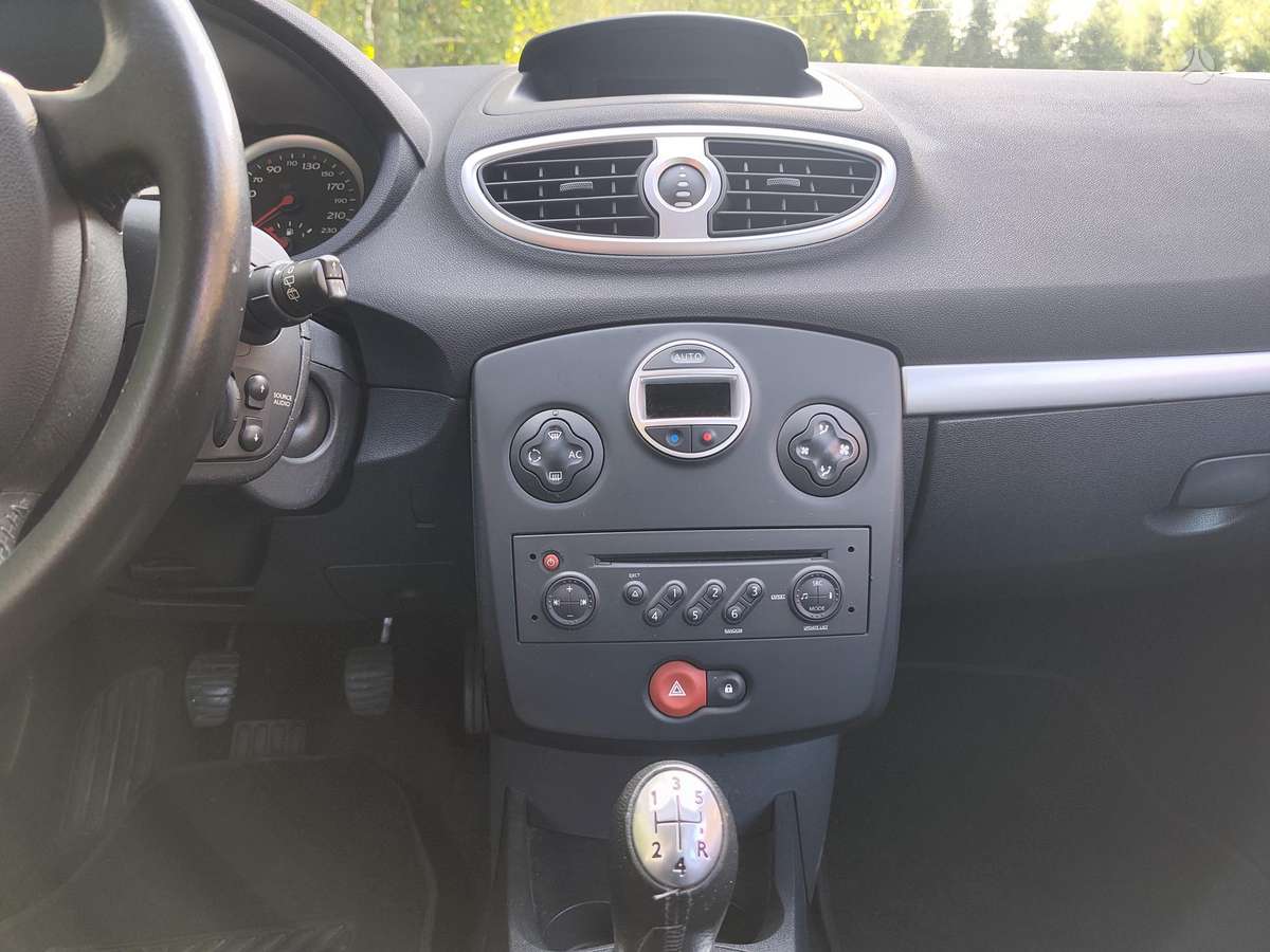 Renault Clio, 1.5 l., Хэтчбек