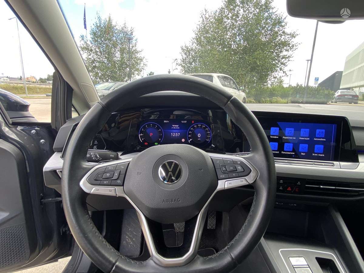Volkswagen Golf - 12