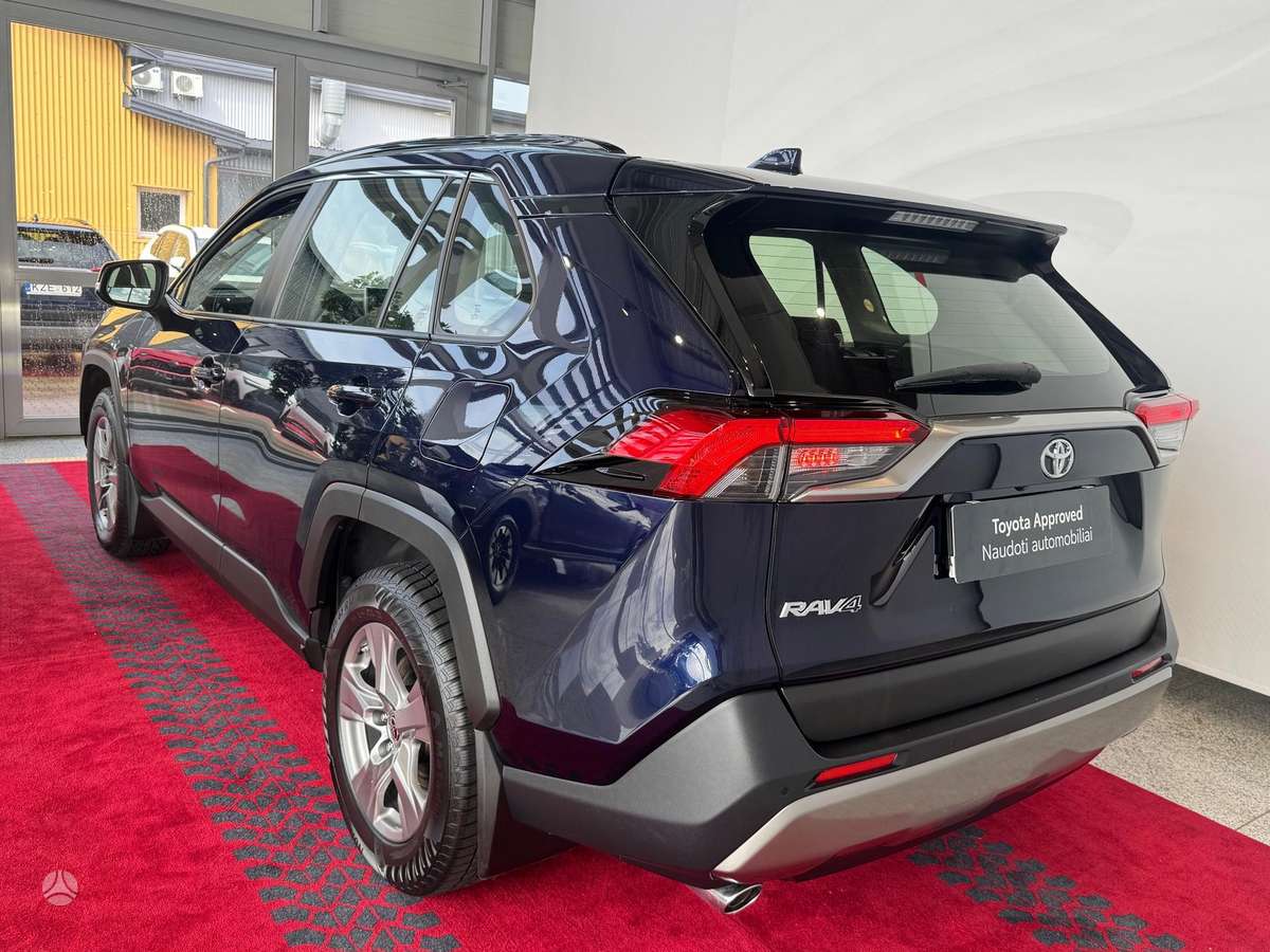 Toyota RAV4 - 5