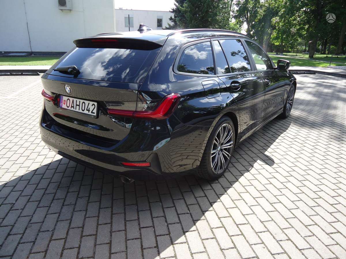 BMW 318, 2.0 l., wagon