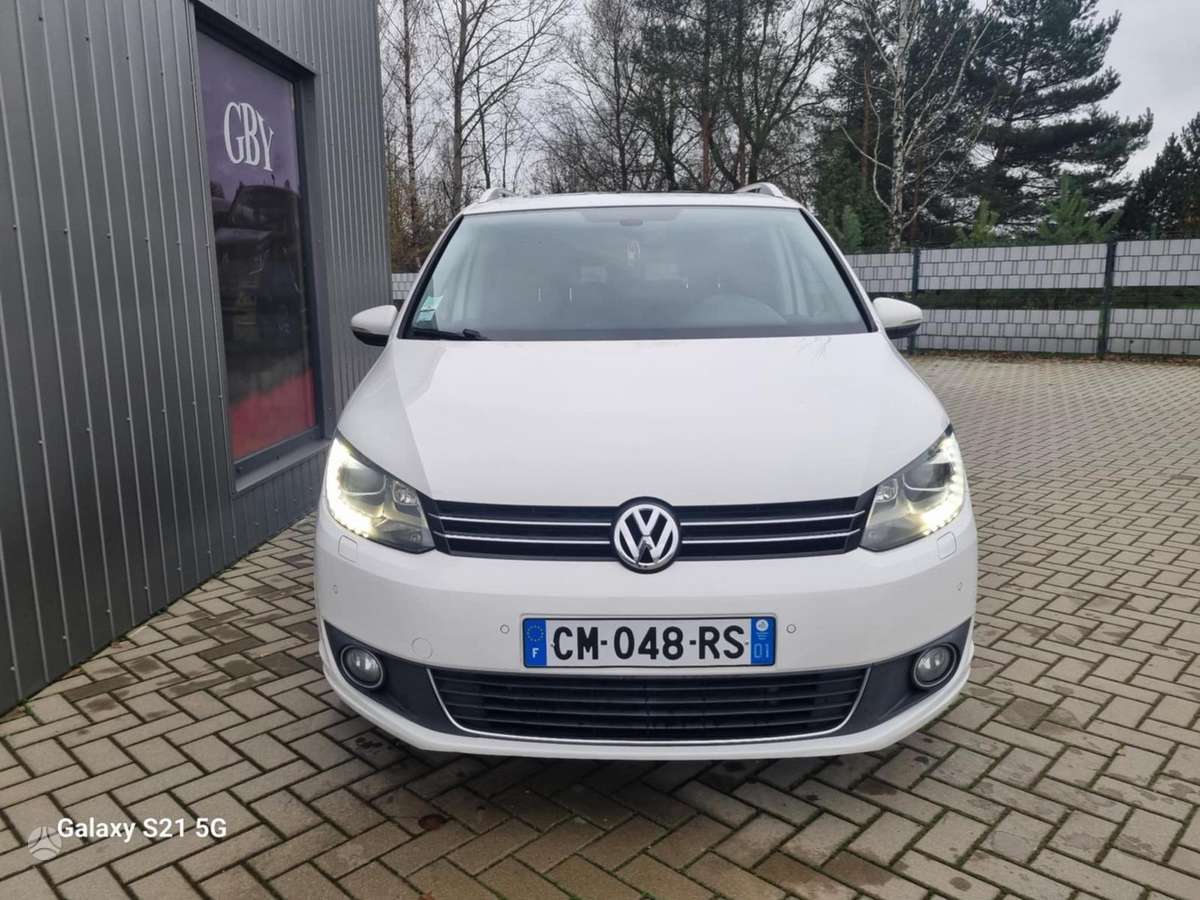 Volkswagen Touran - 2