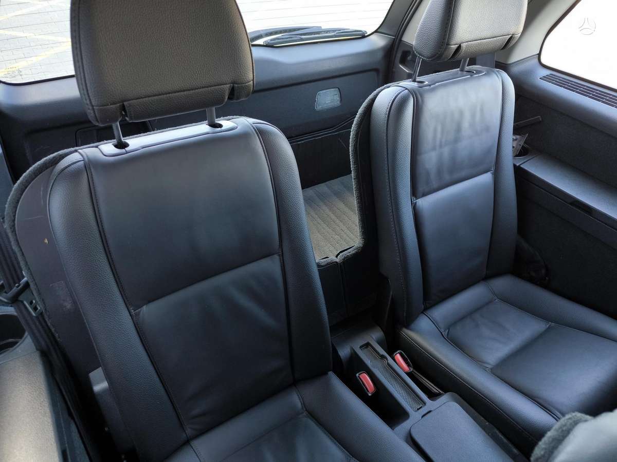 Volvo XC90 - 11