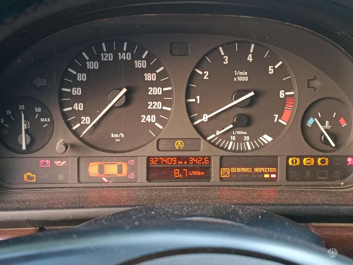 BMW 525, 2.5 l., Универсал
