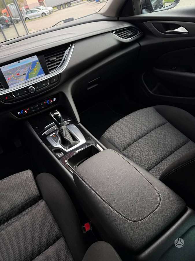 Opel Insignia, 1.6 l., Универсал