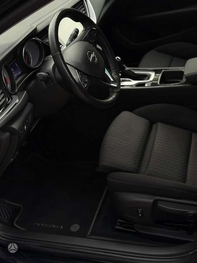 Opel Insignia, 1.6 l., Универсал