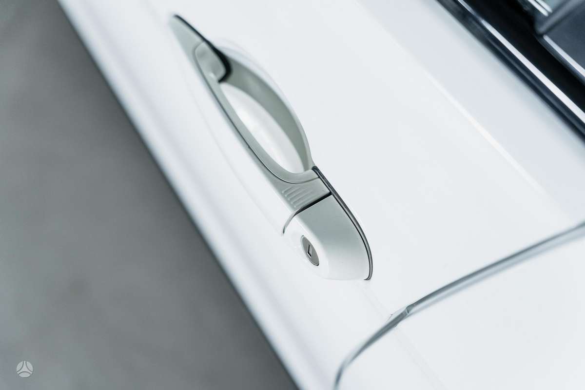 BMW 335, 3.0 l., Седан