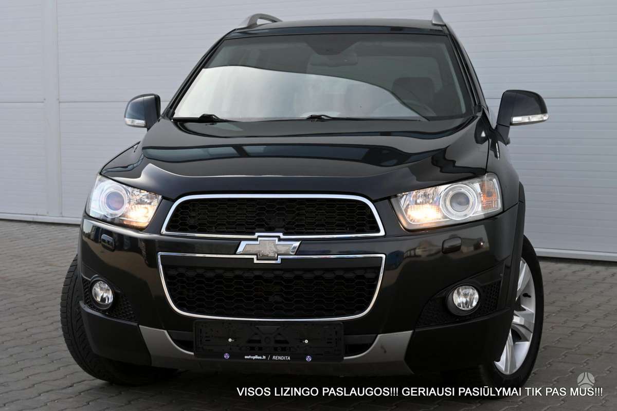 Chevrolet Captiva 2012 — вигляд ззаду