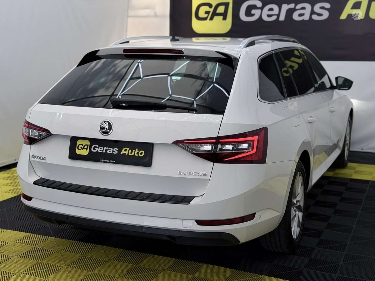 Skoda Superb, 2.0 l., wagon