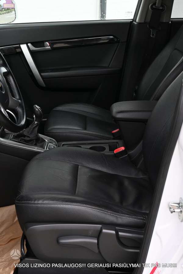 Chevrolet Captiva 2012 — photo 17