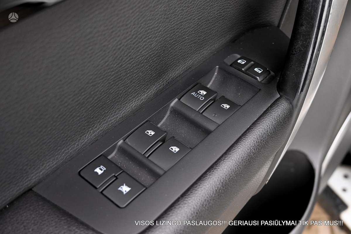 Chevrolet Captiva 2012 — photo 20