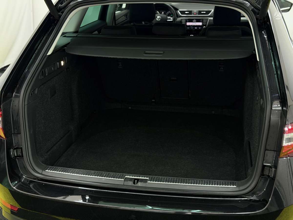 Skoda Superb, 1.6 l., Универсал