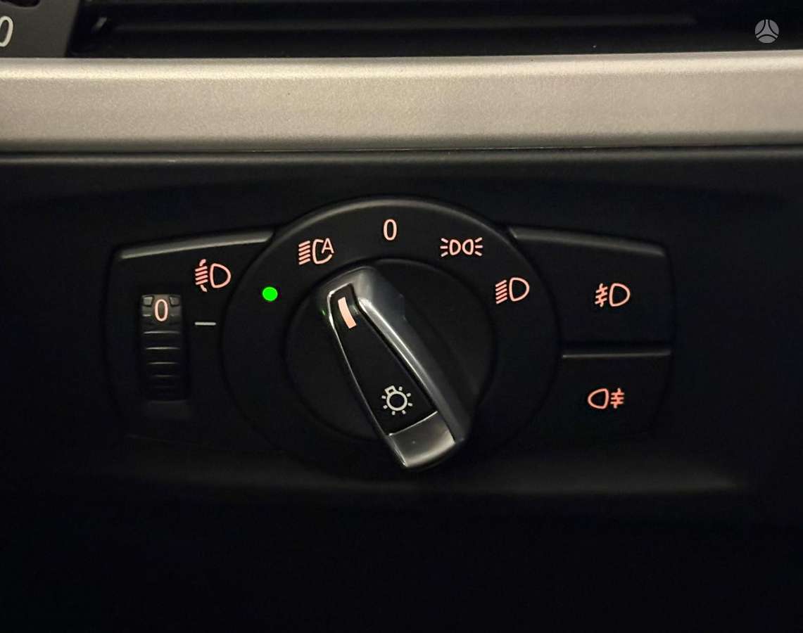 BMW 320, 2.0 l., Седан