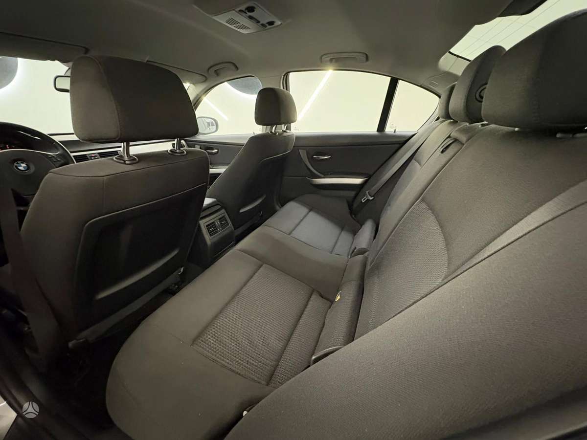 BMW 320, 2.0 l., Седан