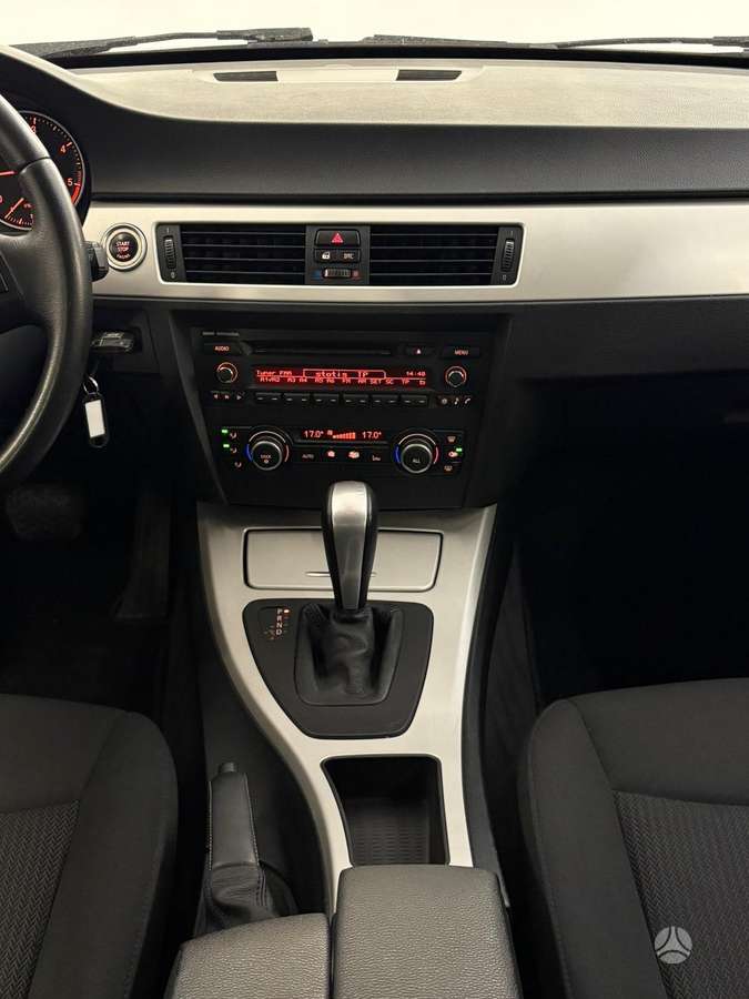 BMW 320, 2.0 l., Седан