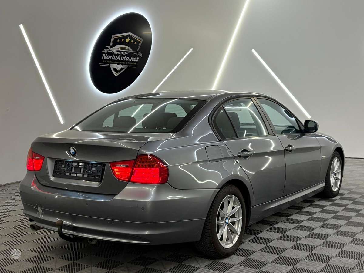 BMW 320, 2.0 l., Седан