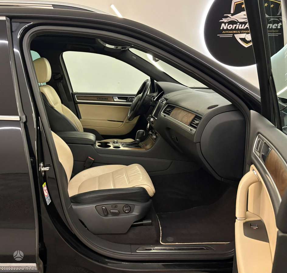 Volkswagen Touareg - 10
