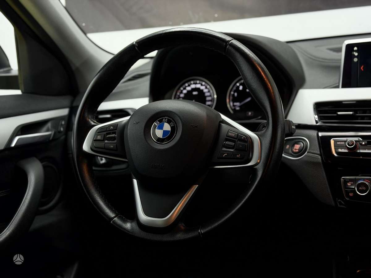 BMW X2, 2.0 l., Внедорожник / Кроссовер